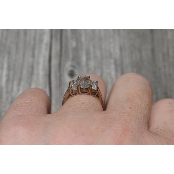 alternative raw diamond engagement ring raw crystal size 4 5 6 7 8 8 9 10 11 12 - Picture 2 of 9